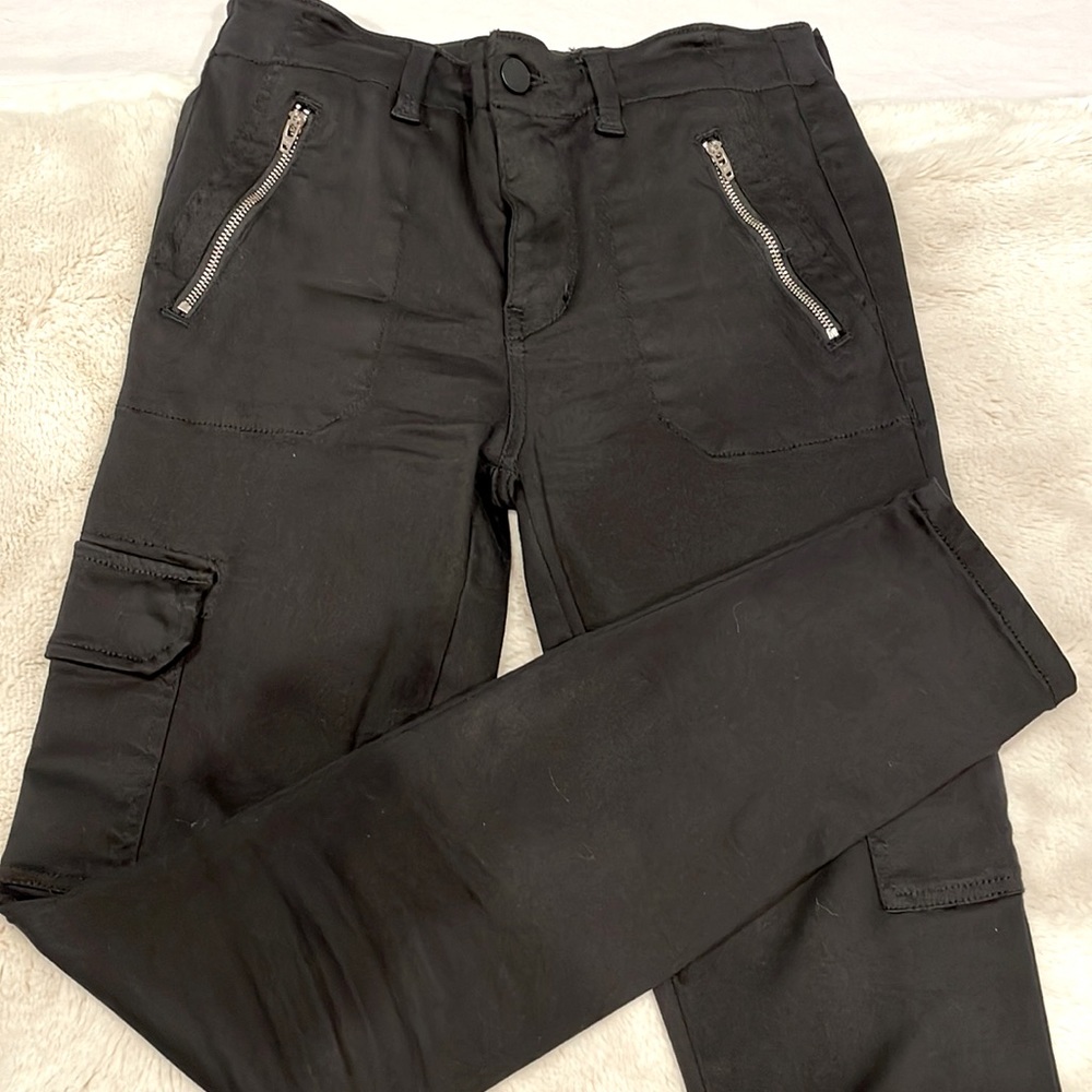 Black, skinny cargo pants. Level 99